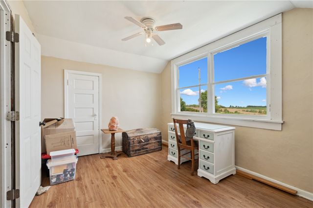 829 Union Avenue, Lowden, IA 52255