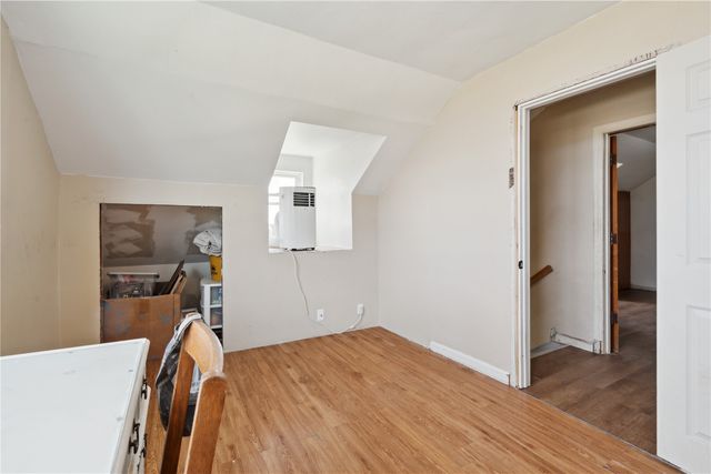 829 Union Avenue, Lowden, IA 52255