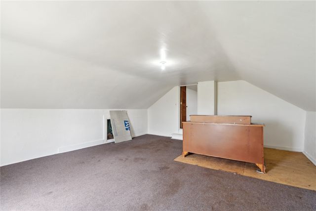 829 Union Avenue, Lowden, IA 52255