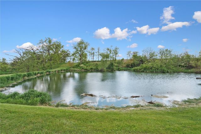 829 Union Avenue, Lowden, IA 52255