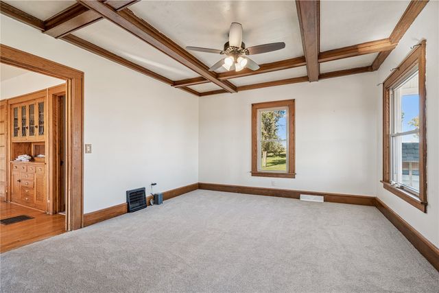 829 Union Avenue, Lowden, IA 52255