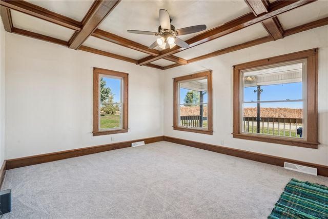 829 Union Avenue, Lowden, IA 52255