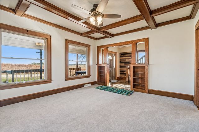 829 Union Avenue, Lowden, IA 52255