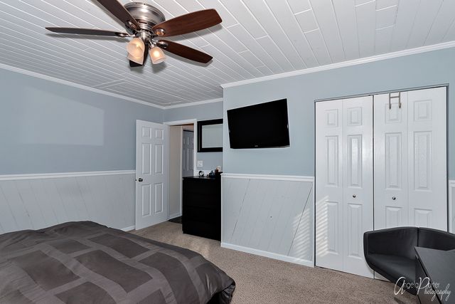 533 Bobby Lane, Mundelein, IL 60060