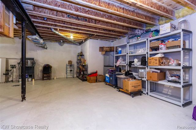5726 Pinecroft Court 44, Clawson, MI 48346