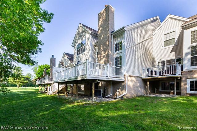 5726 Pinecroft Court 44, Clawson, MI 48346