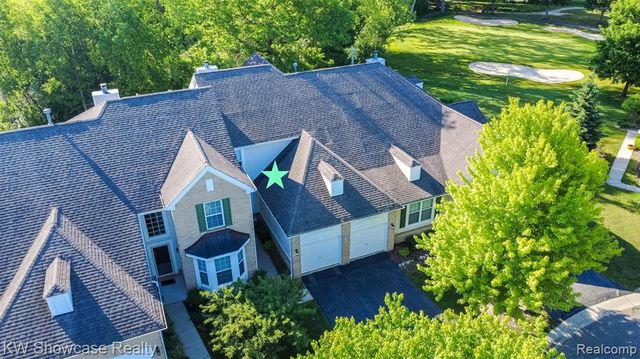 5726 Pinecroft Court 44, Clawson, MI 48346