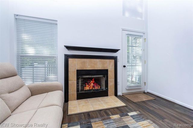 5726 Pinecroft Court 44, Clawson, MI 48346
