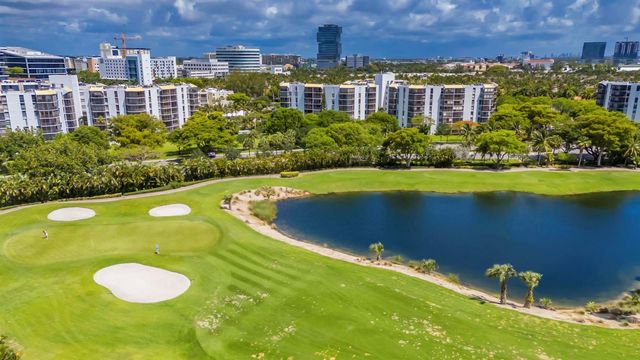20335 W Country Club 1901, Aventura, FL 33180