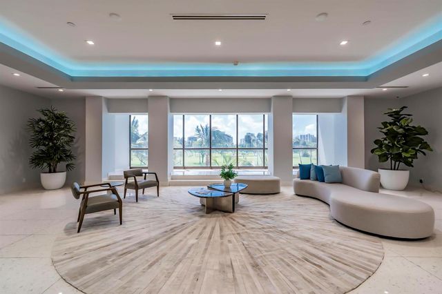 20335 W Country Club 1901, Aventura, FL 33180