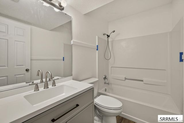 1109 S Diamond Circle, Ammon, ID 83406