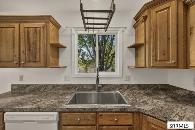 1109 S Diamond Circle, Ammon, ID 83406