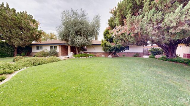 7503 Olive Drive, Bakersfield, CA 93308