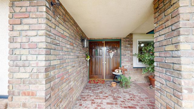 7503 Olive Drive, Bakersfield, CA 93308