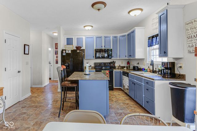 6712 Wilmot Lane, Avon, IN 46123