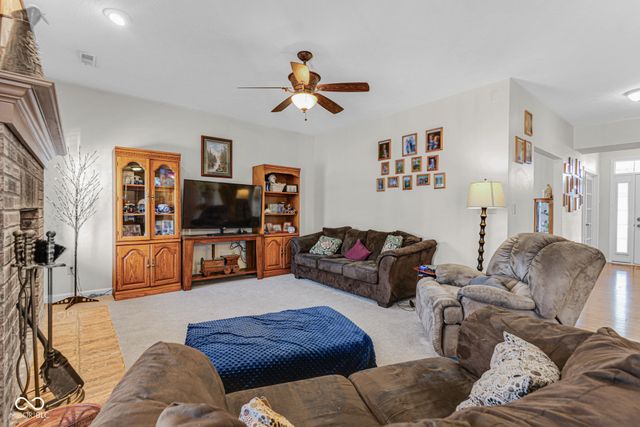 6712 Wilmot Lane, Avon, IN 46123