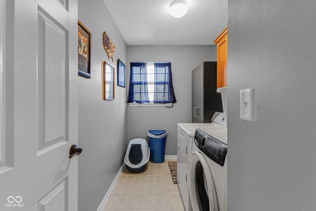 6712 Wilmot Lane, Avon, IN 46123