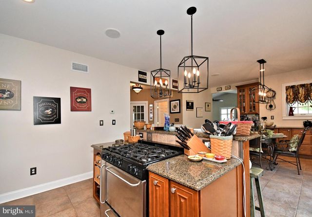 1651 N NORTH WALES RD, Norristown, PA 19403