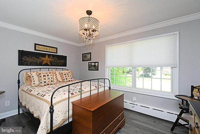1651 N NORTH WALES RD, Norristown, PA 19403