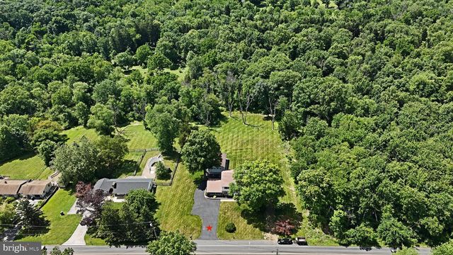 1651 N NORTH WALES RD, Norristown, PA 19403