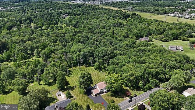 1651 N NORTH WALES RD, Norristown, PA 19403