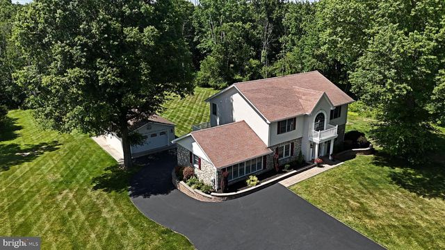 1651 N NORTH WALES RD, Norristown, PA 19403