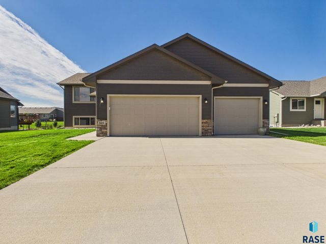 505 Brannon Dr Drive, Harrisburg, SD 57032