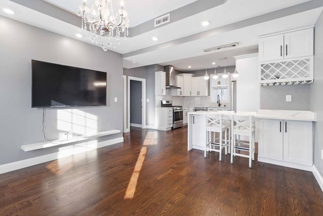 113-115 Ashland St 1, Malden, MA 02148