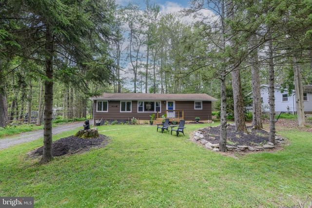 309 CARIBOU DR, Pocono Lake, PA 18347