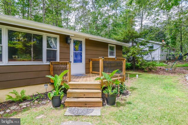 309 CARIBOU DR, Pocono Lake, PA 18347
