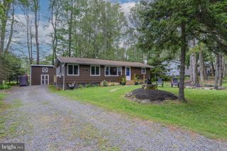 309 CARIBOU DR, Pocono Lake, PA 18347