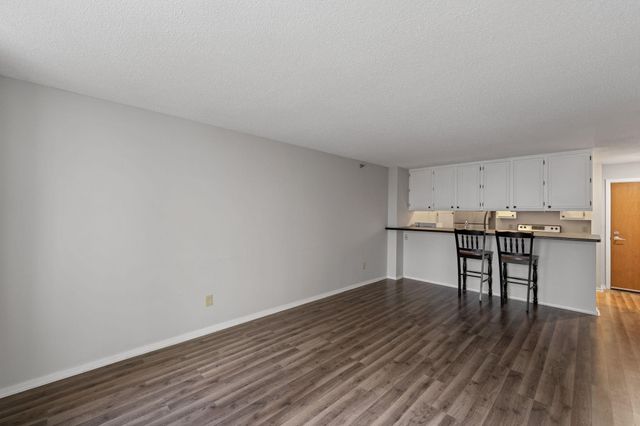 433 S 7th St 1609, Minneapolis, MN 55415