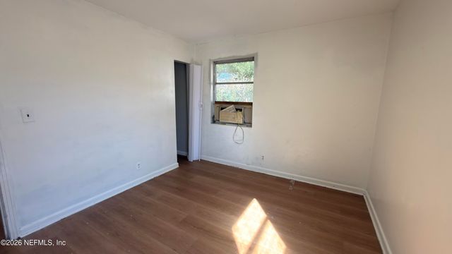 5627 BELAFONTE Drive, Jacksonville, FL 32209