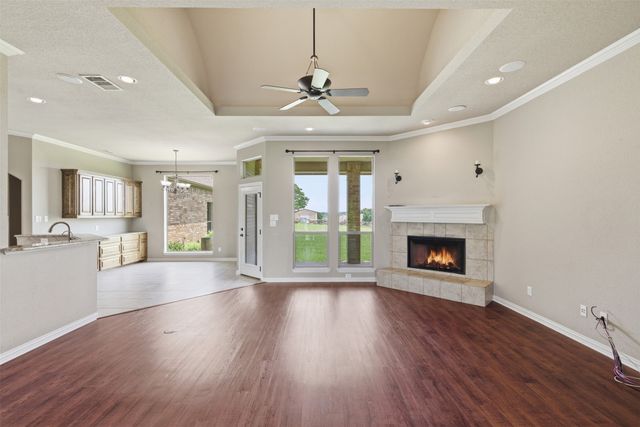 6900 Breezy Bluff Court, Fort Worth, TX 76126