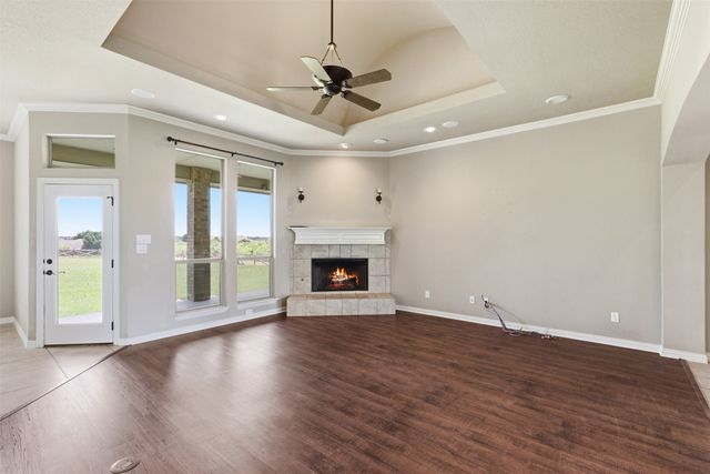 6900 Breezy Bluff Court, Fort Worth, TX 76126