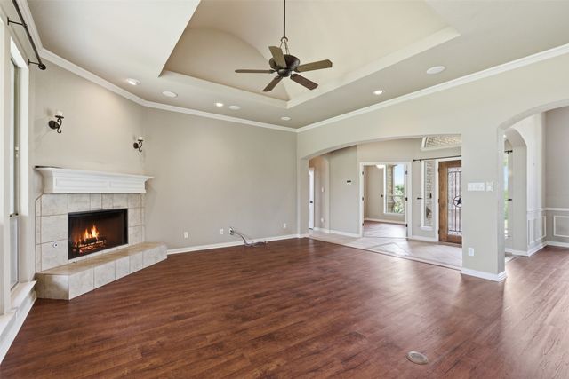 6900 Breezy Bluff Court, Fort Worth, TX 76126