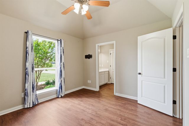 6900 Breezy Bluff Court, Fort Worth, TX 76126