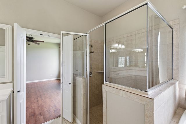 6900 Breezy Bluff Court, Fort Worth, TX 76126
