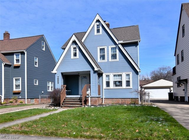 16412 Elsienna Avenue, Cleveland, OH 44135