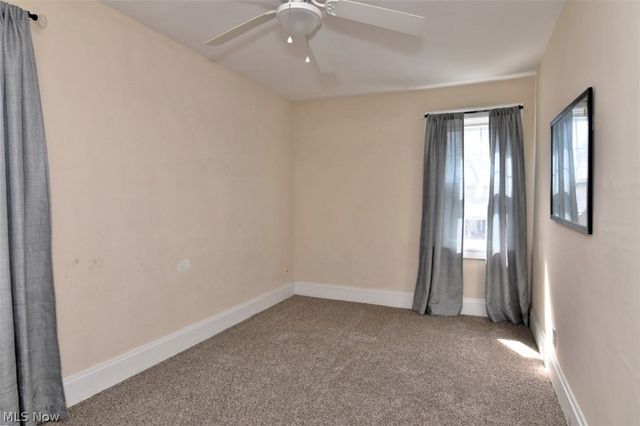 16412 Elsienna Avenue, Cleveland, OH 44135