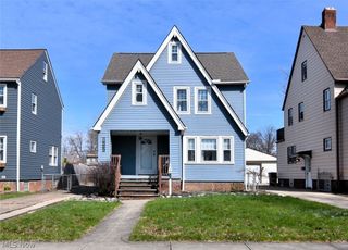 16412 Elsienna Avenue, Cleveland, OH 44135