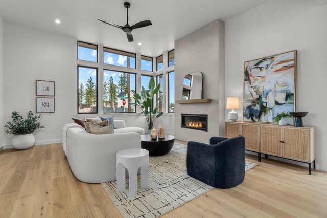 62552 NW Woodsman Loop, Bend, OR 97703