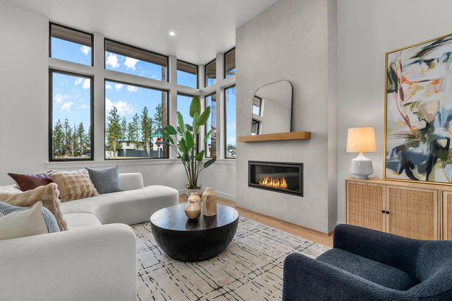 62552 NW Woodsman Loop, Bend, OR 97703