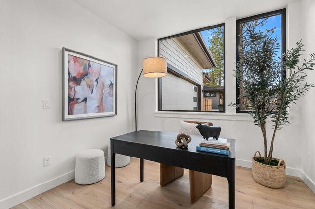 62552 NW Woodsman Loop, Bend, OR 97703