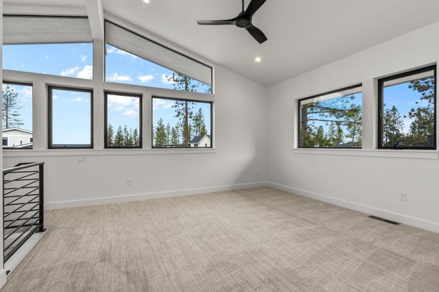 62552 NW Woodsman Loop, Bend, OR 97703