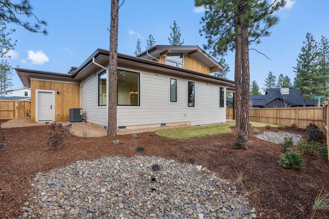 62552 NW Woodsman Loop, Bend, OR 97703