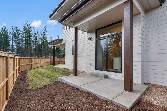 62552 NW Woodsman Loop, Bend, OR 97703