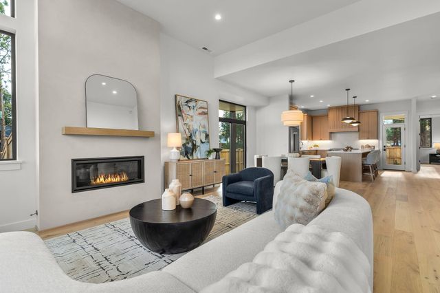 62552 NW Woodsman Loop, Bend, OR 97703