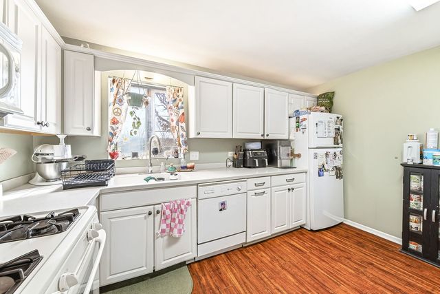 5980 Lake Bluff Drive 202, Tinley Park, IL 60477