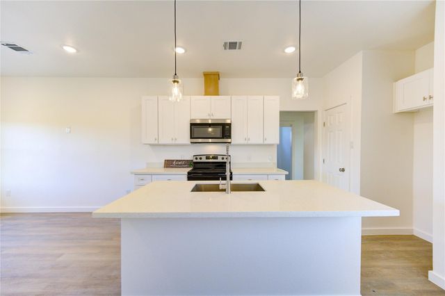 500 Road 5822, Cleveland, TX 77327